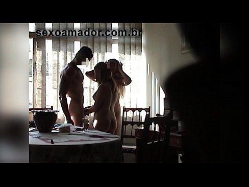 ❤️ Teman seks mengundang pria raksasa dan threesome bersamanya ️❌ Porno di id.hqpornvideos.ru ️