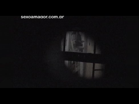 ❤️ Blondie diam-diam direkam oleh seorang intip lingkungan yang tersembunyi di balik batu bata berlubang ️❌ Porno di id.hqpornvideos.ru ️